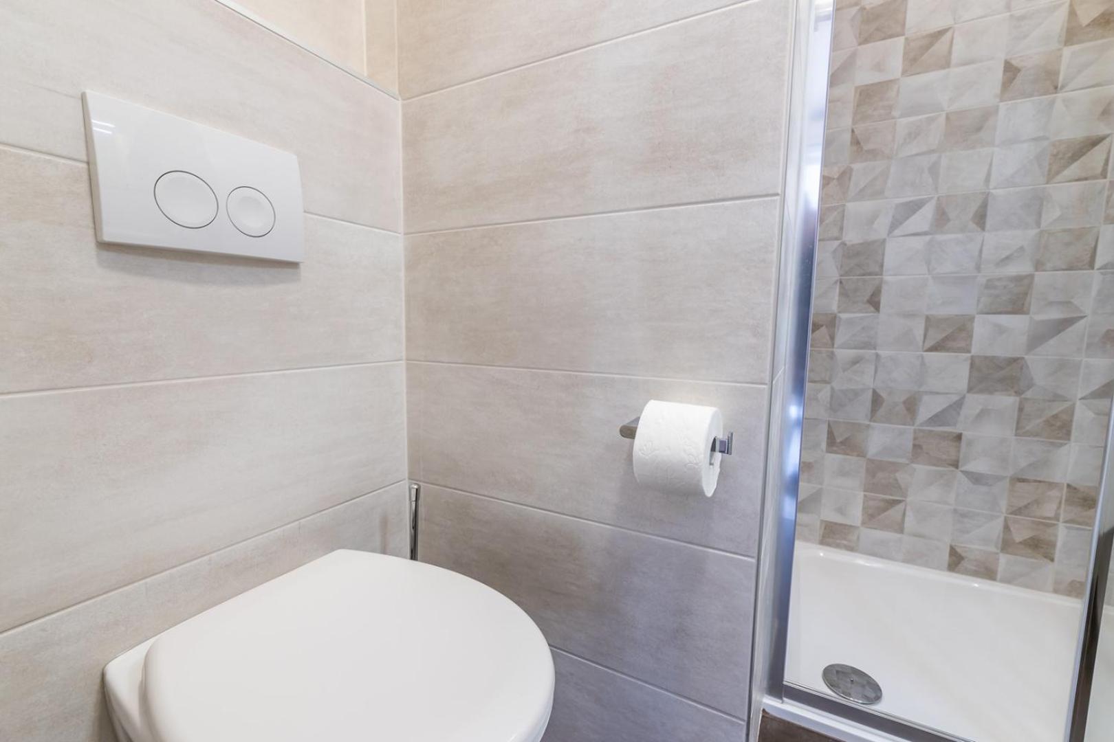 Apartments & Rooms Dekanic บัชกา ภายนอก รูปภาพ