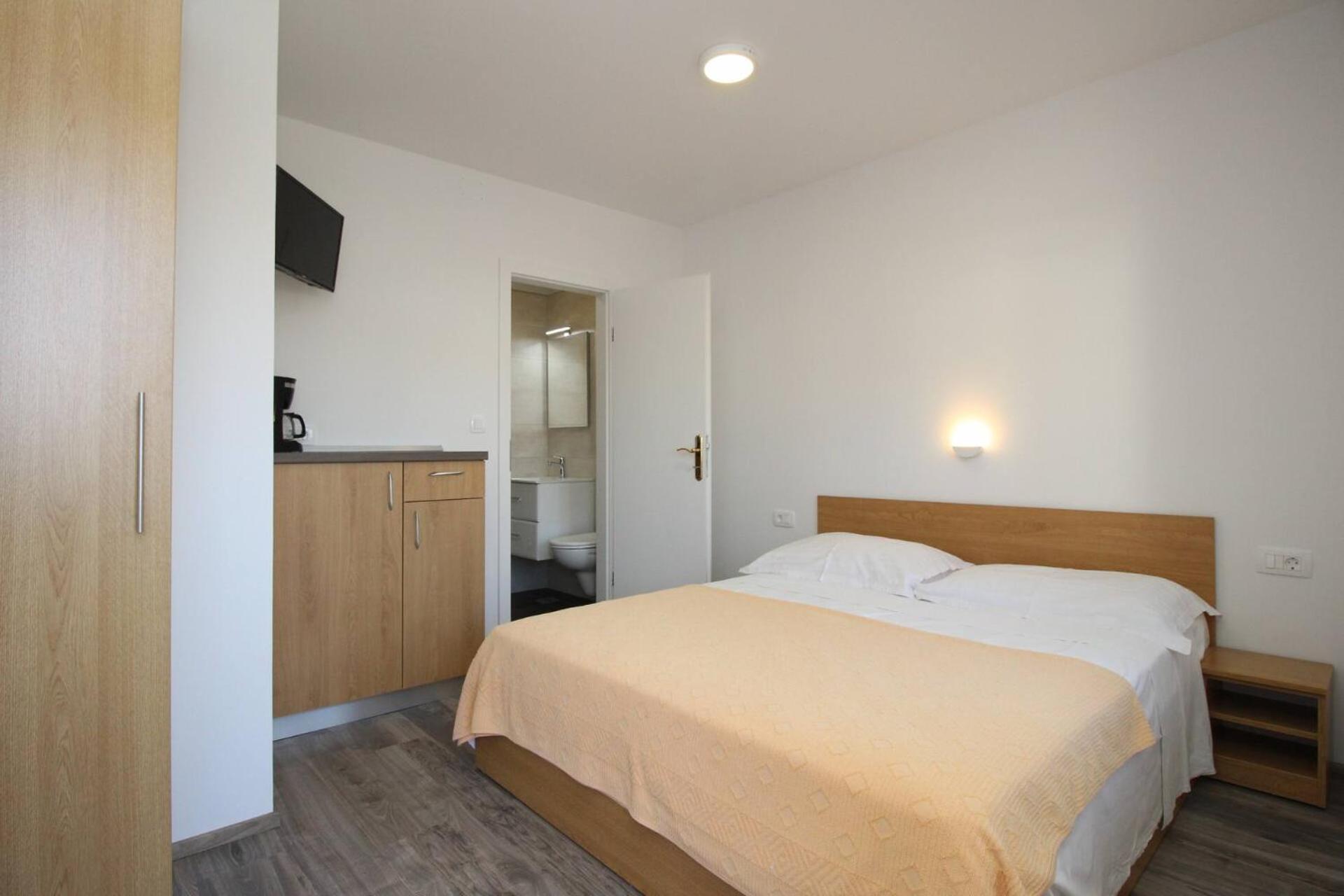 Apartments & Rooms Dekanic บัชกา ภายนอก รูปภาพ