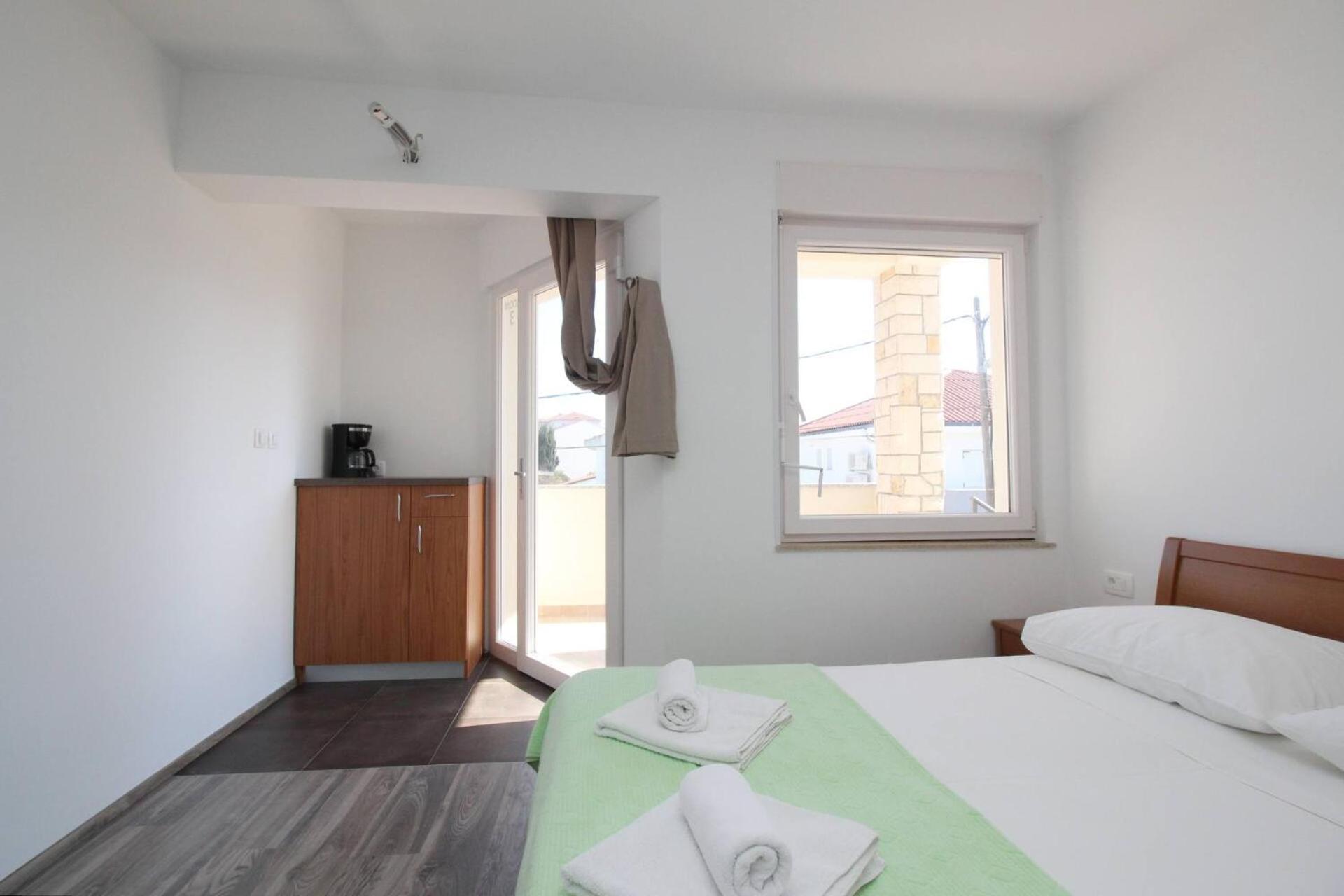 Apartments & Rooms Dekanic บัชกา ภายนอก รูปภาพ